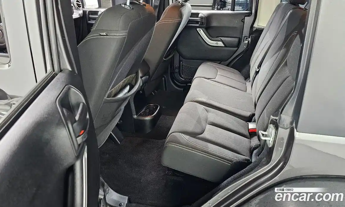 Jeep Wrangler 2014 2.8 Автомат в Москве № 609740, фото 12