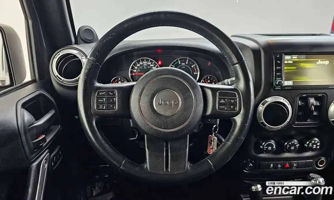 Jeep Wrangler 2014 2.8 Автомат в Москве № 609740, фото 13