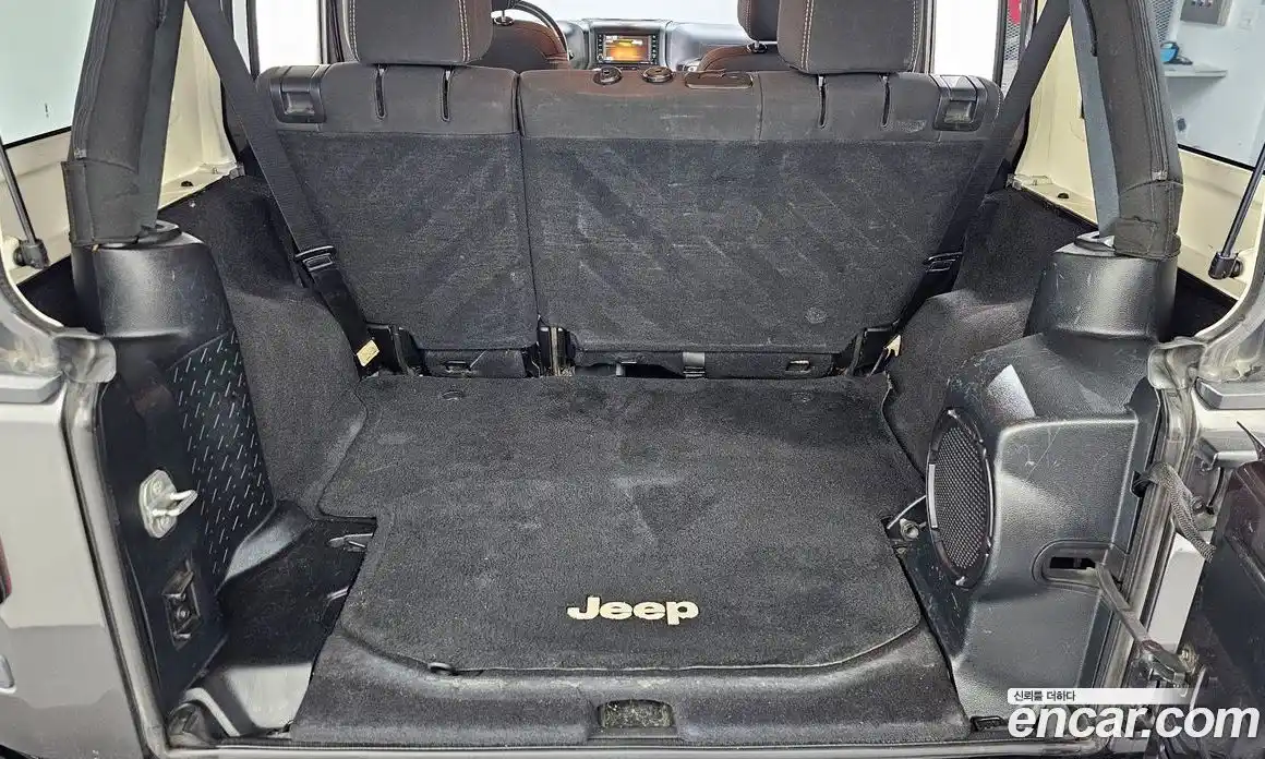 Jeep Wrangler 2014 2.8 Автомат в Москве № 609740, фото 20