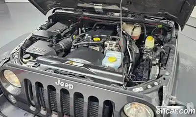 Jeep Wrangler 2014 2.8 Автомат в Москве № 609740, миниатюра 6
