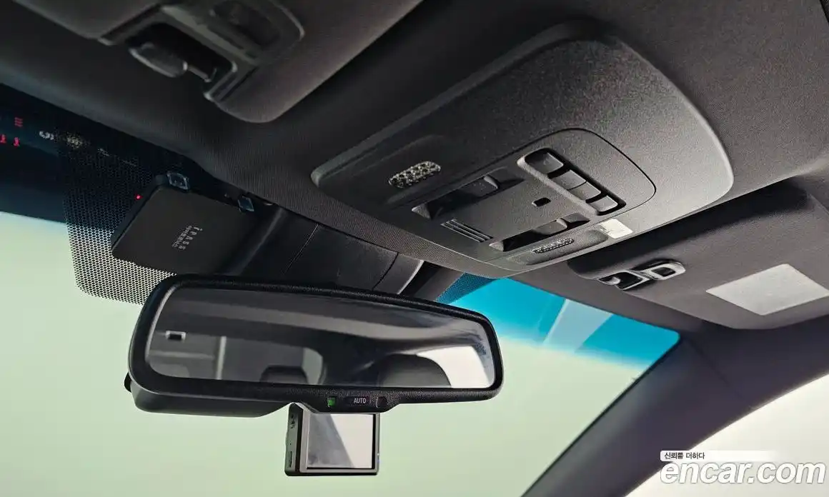 Toyota Avalon 2020 2.5 Автомат в Москве № 609784, фото 17