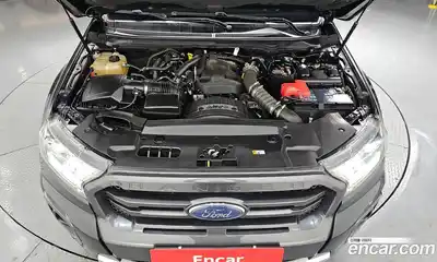 Ford Ranger 2021 2.0 Автомат в Москве № 610107, миниатюра 6