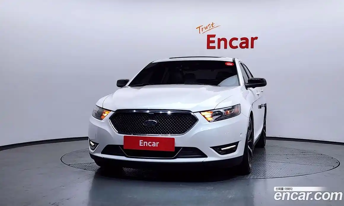 Ford Taurus 2015 3.5 Автомат в Москве № 610149, фото 3