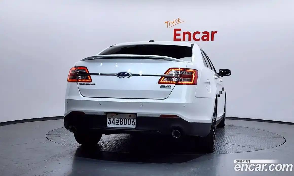 Ford Taurus 2015 3.5 Автомат в Москве № 610149, фото 4