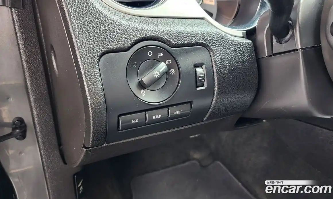 Ford Mustang 2011 3.7 Автомат в Москве № 610249, фото 14