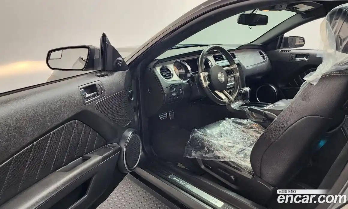 Ford Mustang 2011 3.7 Автомат в Москве № 610249, фото 10