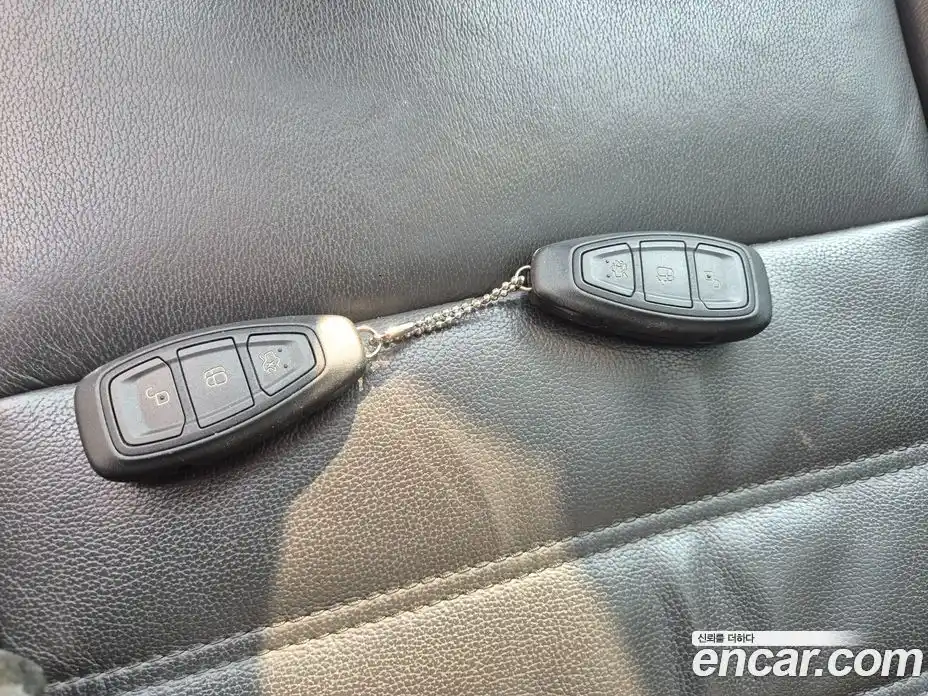 Ford Kuga 2017 2.0 Автомат в Москве № 610381, фото 16