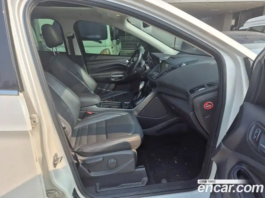 Ford Kuga 2017 2.0 Автомат в Москве № 610381, фото 8