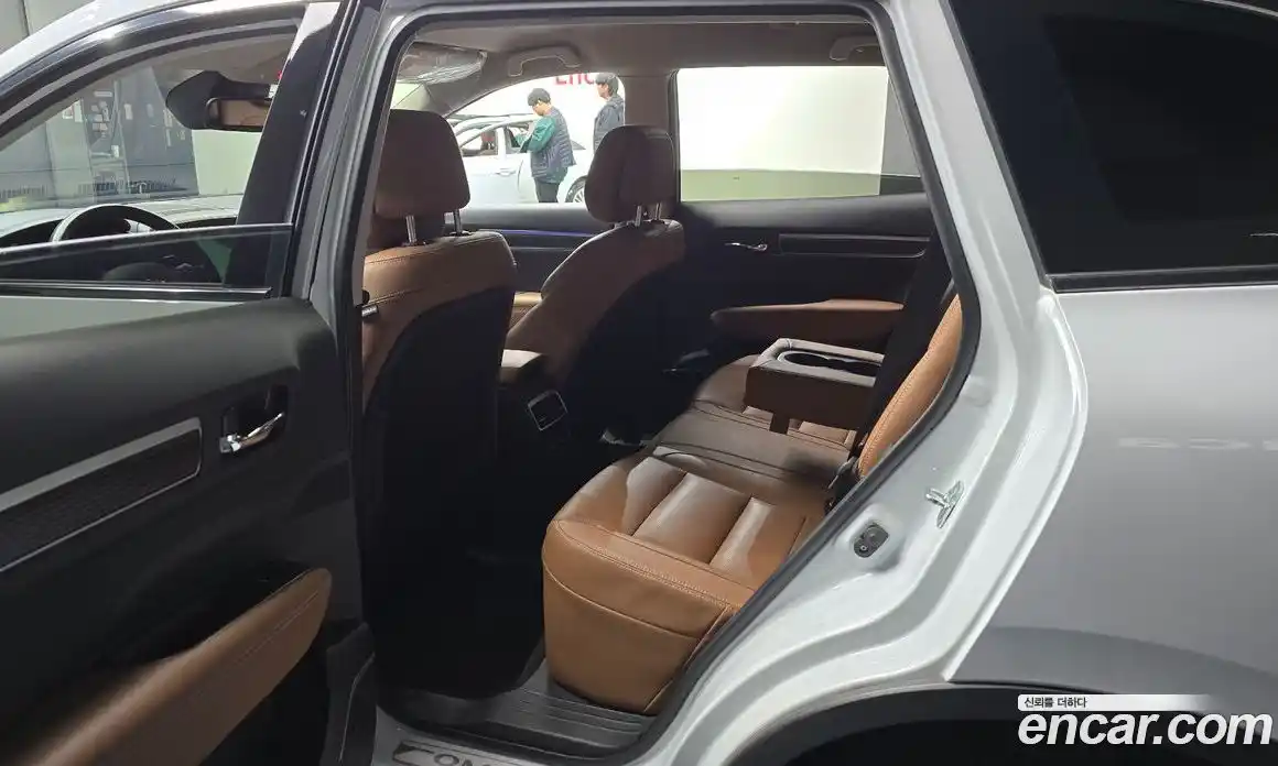 Renault QM6 2023 2.0 Автомат в Москве № 610567, фото 11