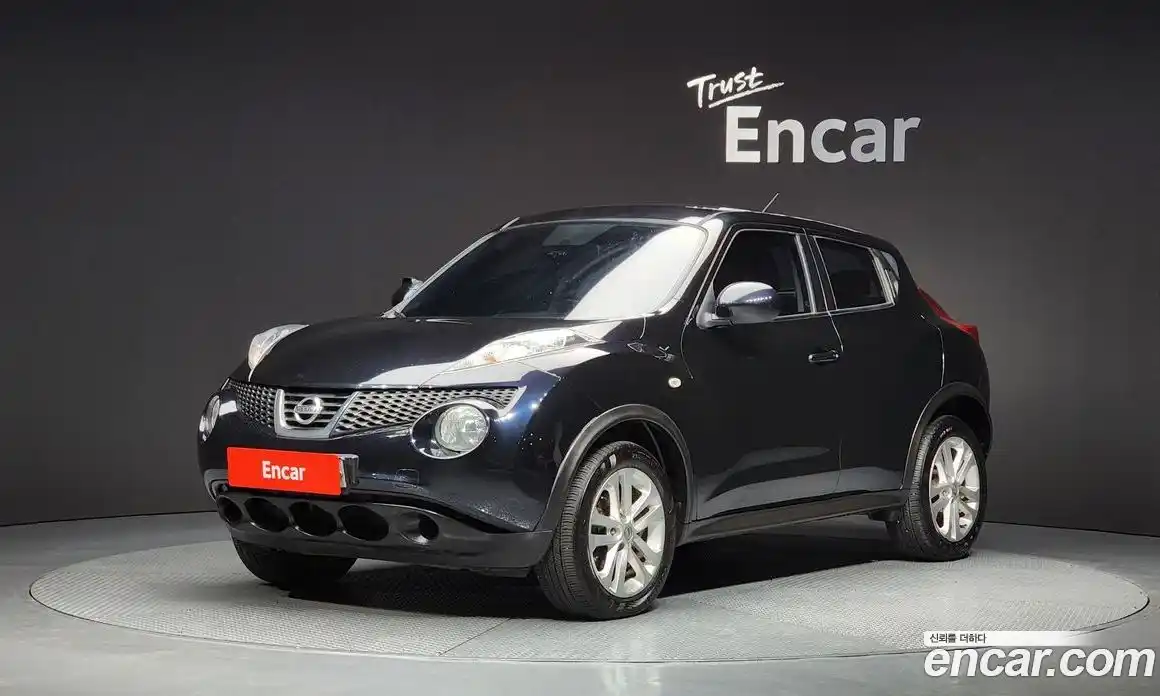 Nissan Juke 2014 1.6 Автомат в Москве № 611331, фото 1