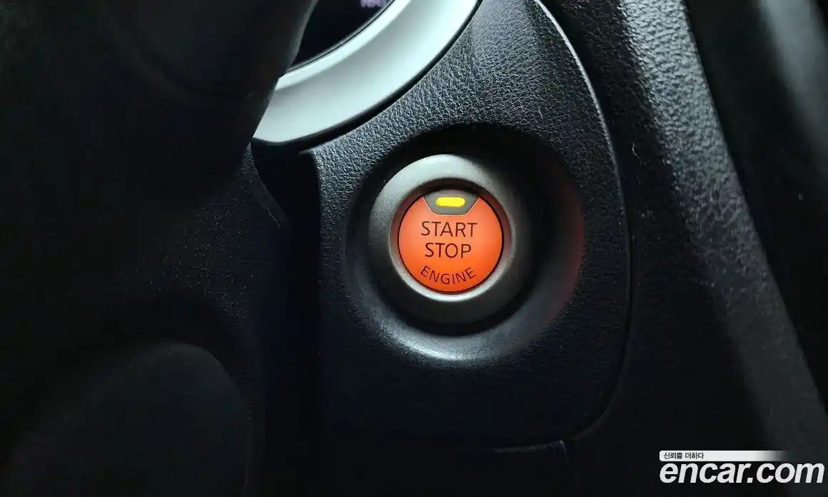 Nissan Juke 2014 1.6 Автомат в Москве № 611331, фото 16