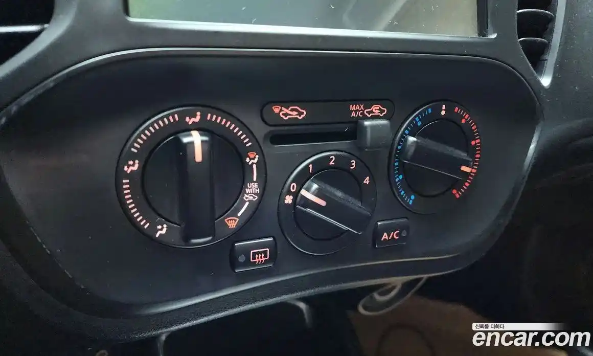 Nissan Juke 2014 1.6 Автомат в Москве № 611331, фото 19