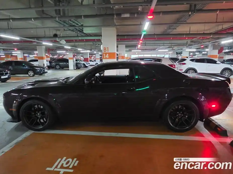 Dodge Challenger 2021 6.4 Автомат в Москве № 612062, фото 8