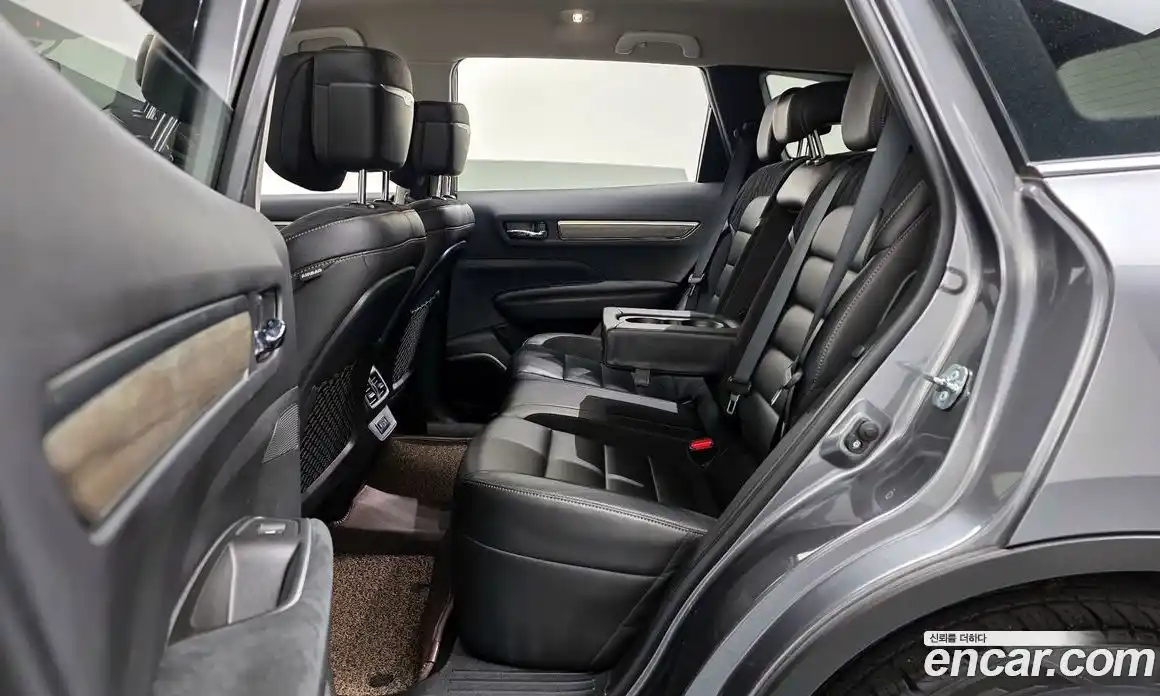 Renault QM6 2023 2.0 Автомат в Москве № 612479, фото 12