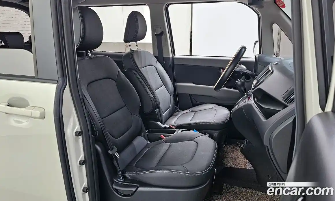 Kia Ray 2023 1.0 Автомат в Москве № 612481, фото 11