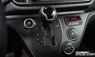 Kia Ray 2023 1.0 Автомат в Москве № 612481, миниатюра 9