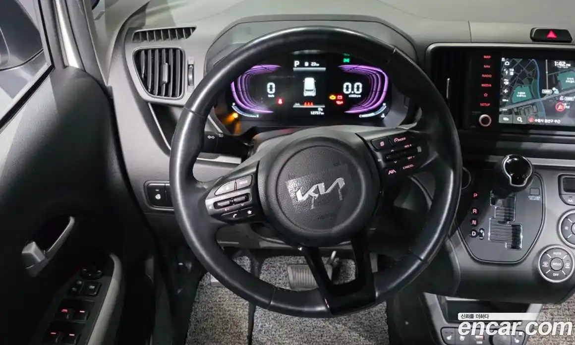 Kia Ray 2024 1.0 Автомат в Москве № 612506, фото 12