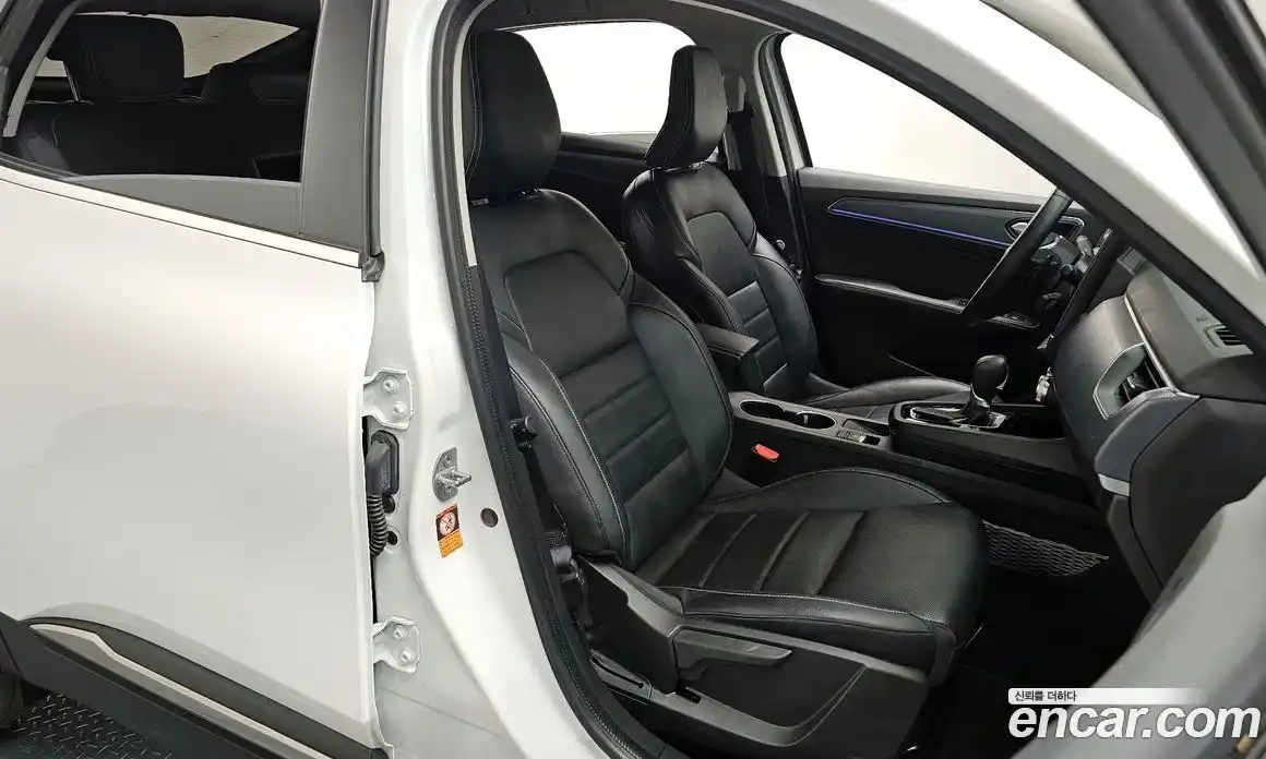 Renault XM3 2023 1.6 Автомат в Москве № 612721, фото 12