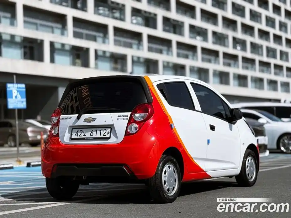 Chevrolet Spark 2014 1.0 Автомат в Москве № 612793, фото 2