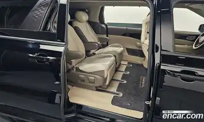 Kia Canival 2025 3.5 Автомат в Москве № 612794, миниатюра 12