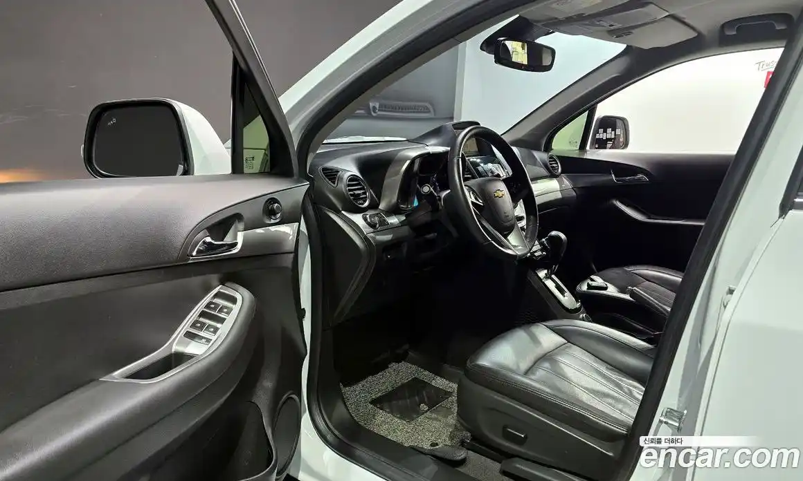 Chevrolet Orlando 2016 2.0 Автомат в Москве № 613045, фото 11