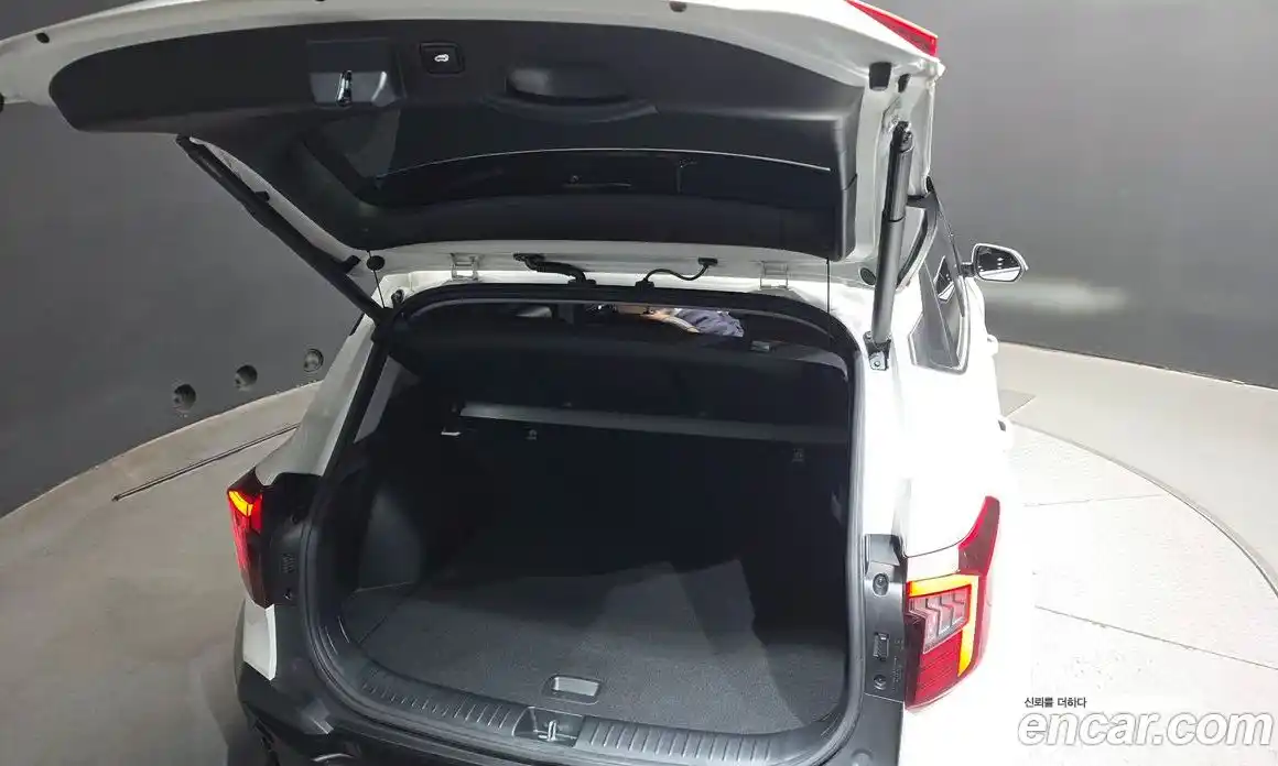 Kia Seltos 2023 1.6 Автомат в Москве № 613103, фото 20