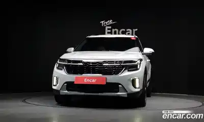 Kia Seltos 2023 1.6 Автомат в Москве № 613103, миниатюра 3