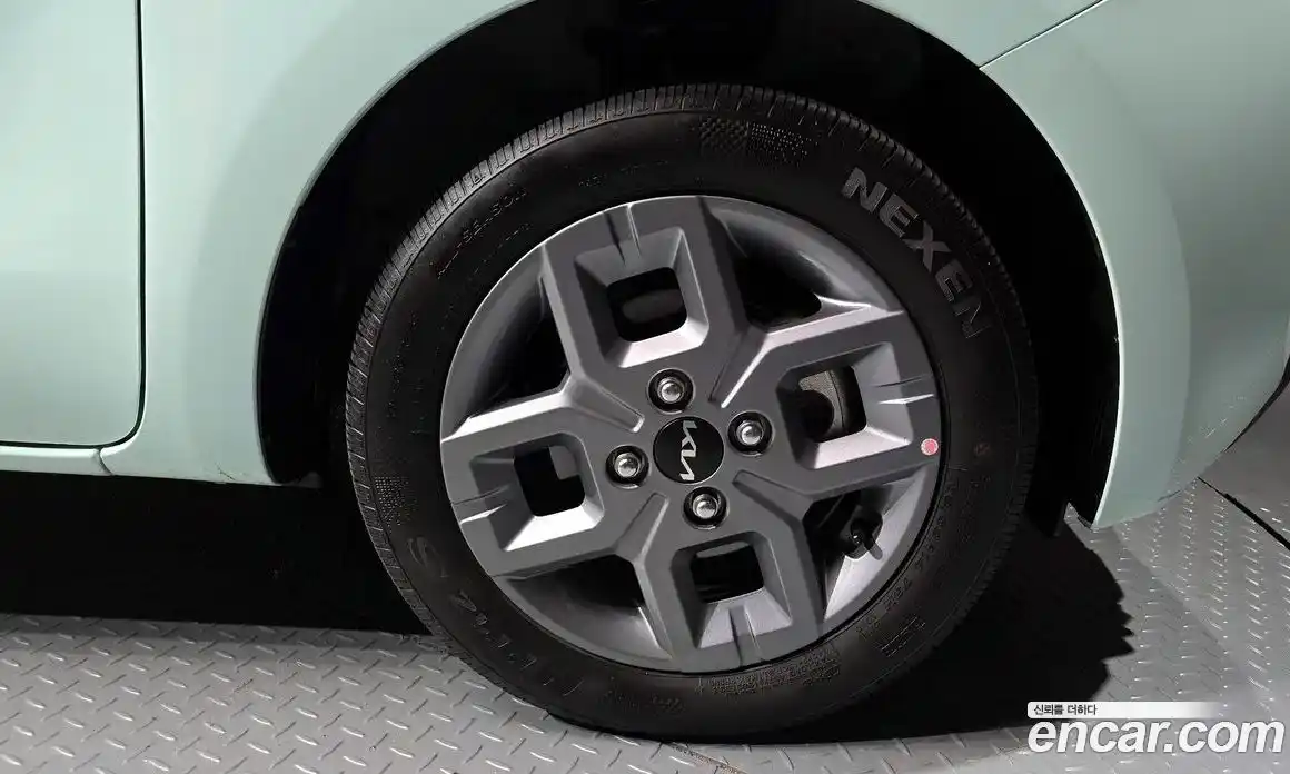 Kia Ray 2024 1.0 Автомат в Москве № 613122, фото 5