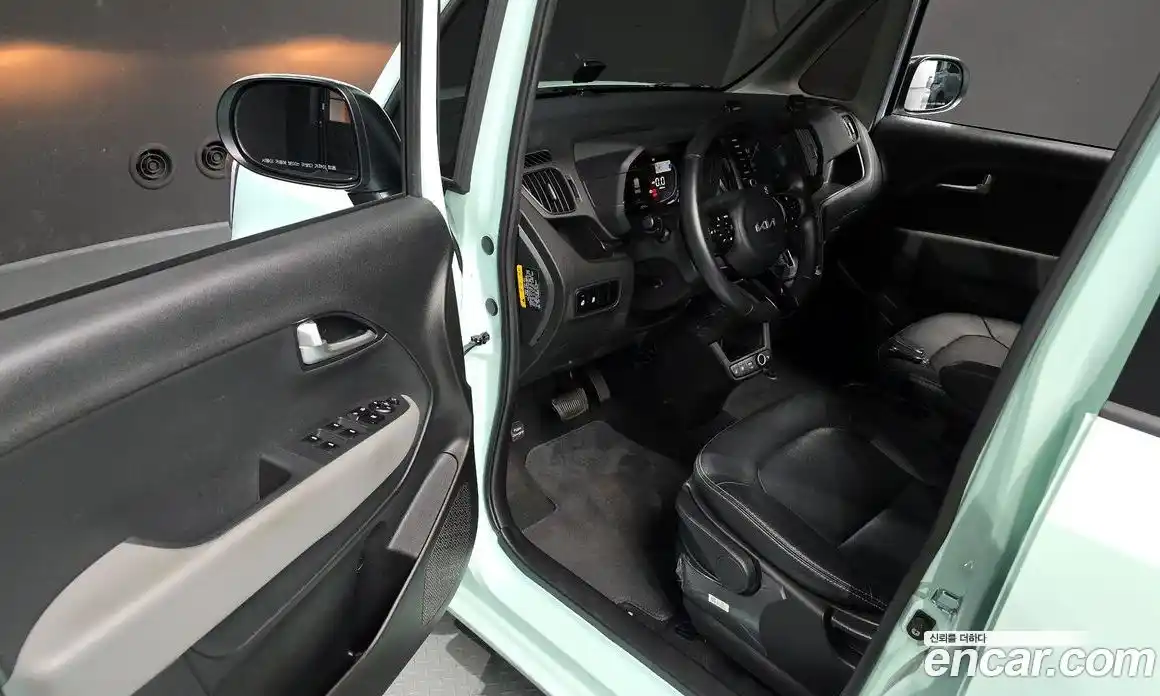 Kia Ray 2024 1.0 Автомат в Москве № 613122, фото 10