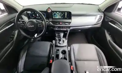 Kia Seltos 2024 1.6 Автомат в Москве № 613149, миниатюра 7