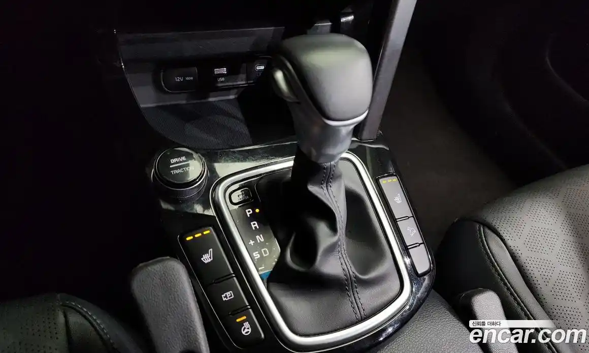 Kia Seltos 2024 1.6 Автомат в Москве № 613149, фото 9