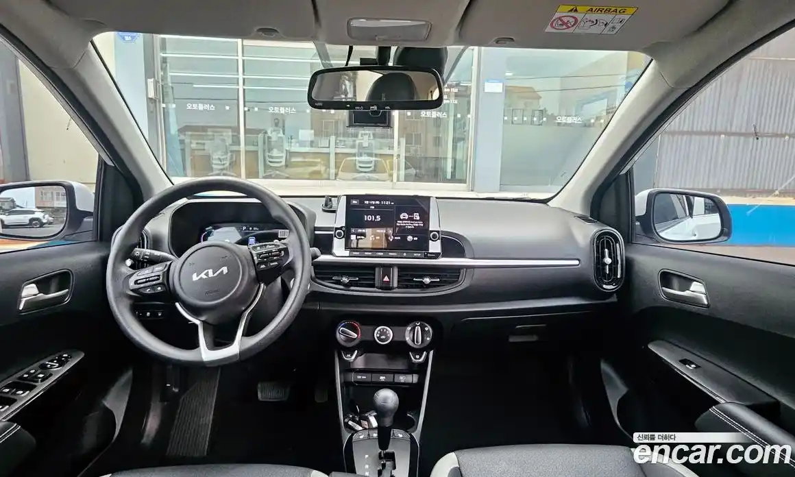 Kia Morning 2024 1.0 Автомат в Москве № 613199, фото 9