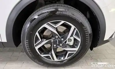 Kia Sportage 2024 1.6 Автомат в Москве № 613273, миниатюра 5