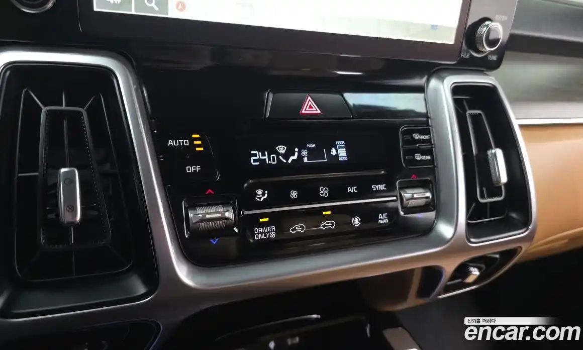 Kia Sorento 2023 1.6 Автомат в Москве № 613328, фото 17