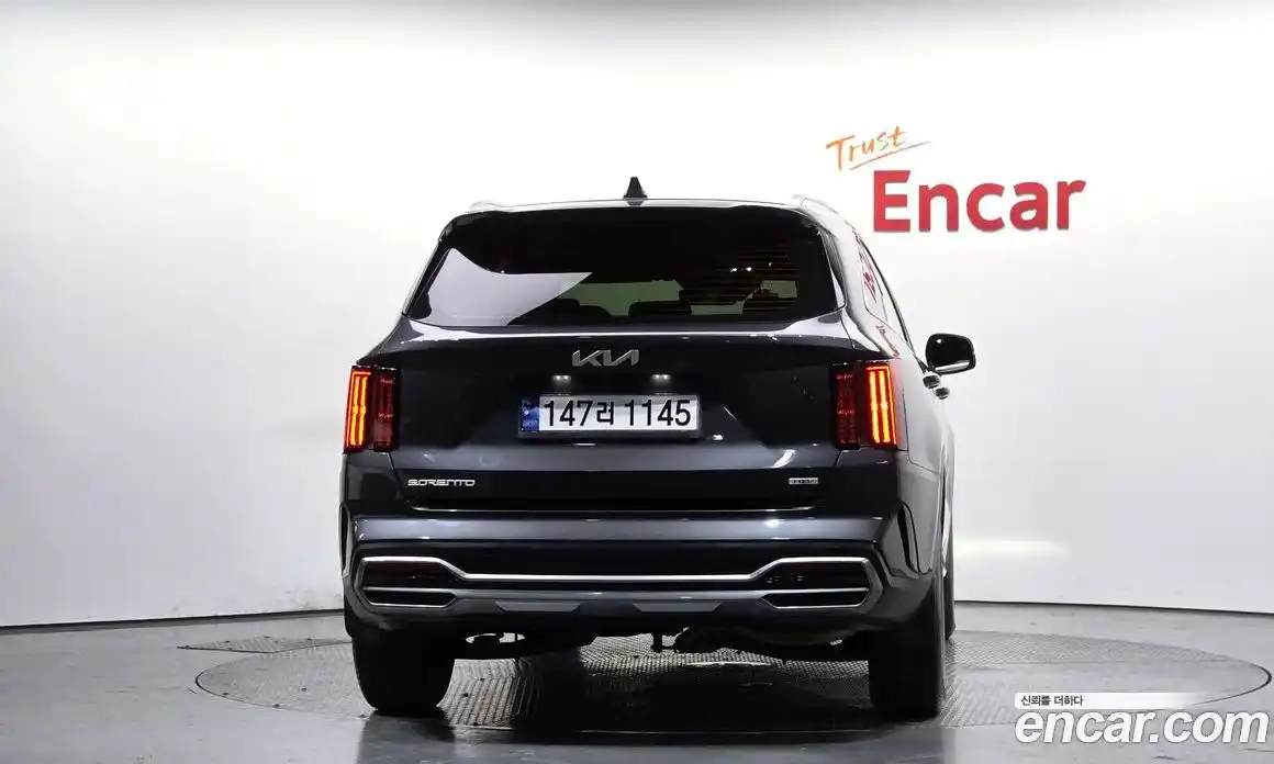 Kia Sorento 2023 1.6 Автомат в Москве № 613328, фото 3