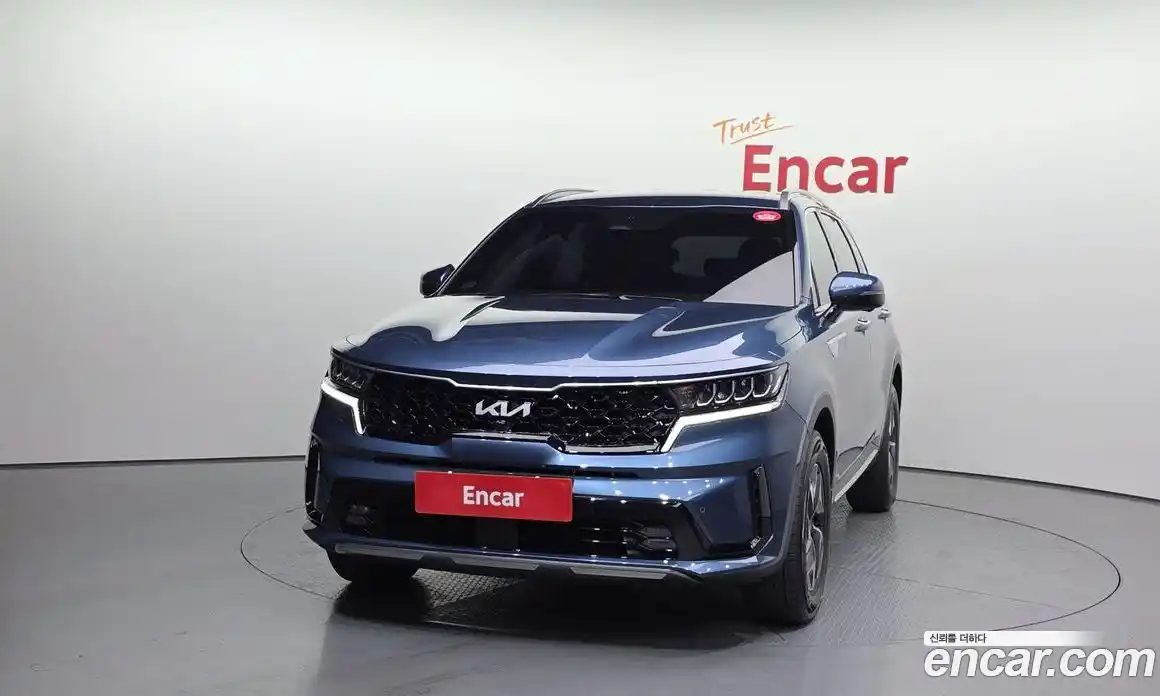 Kia Sorento 2023 1.6 Автомат в Москве № 613619, фото 3