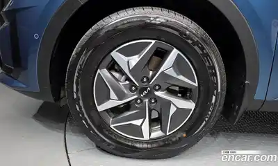 Kia Sorento 2023 1.6 Автомат в Москве № 613619, миниатюра 5