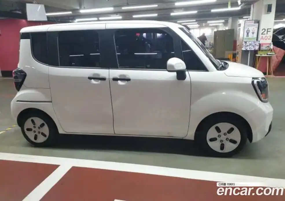 Kia Ray 2023 1.0 Автомат в Москве № 613623, фото 12