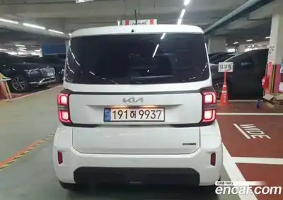 Kia Ray 2023 1.0 Автомат в Москве № 613623, миниатюра 3