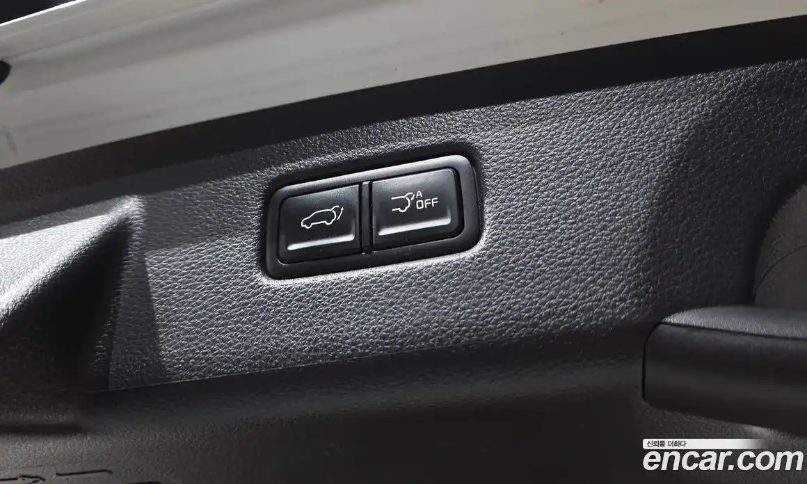 Kia Canival 2023 3.5 Автомат в Москве № 613698, фото 18