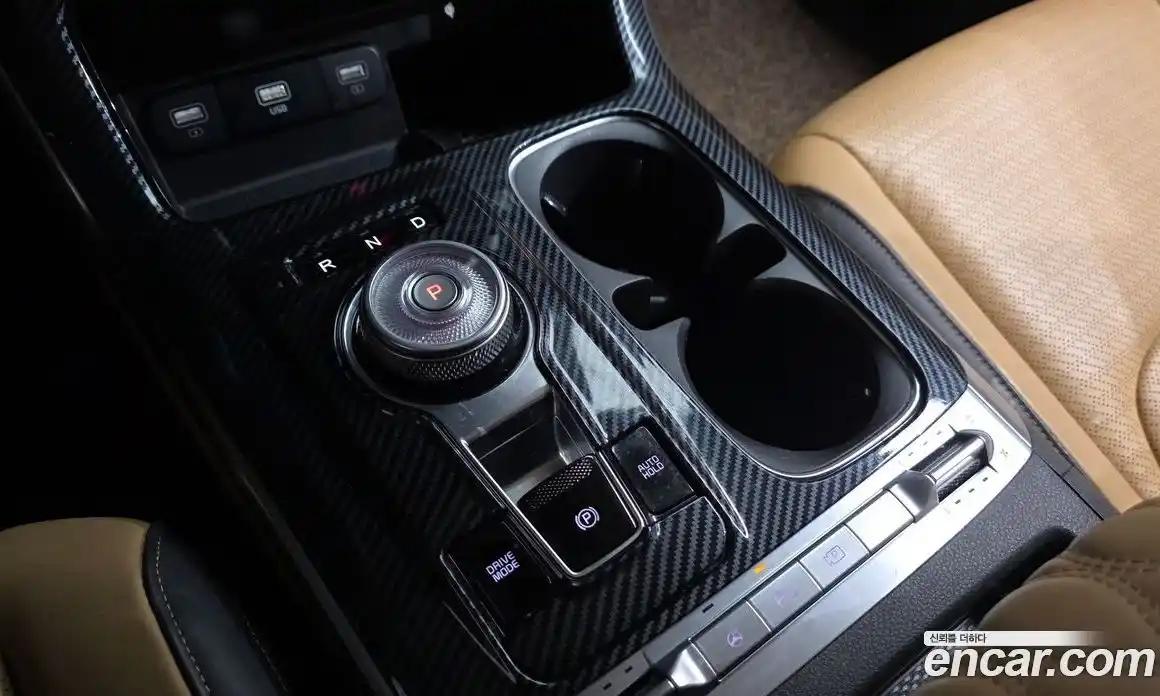 Kia Canival 2023 3.5 Автомат в Москве № 613698, фото 8