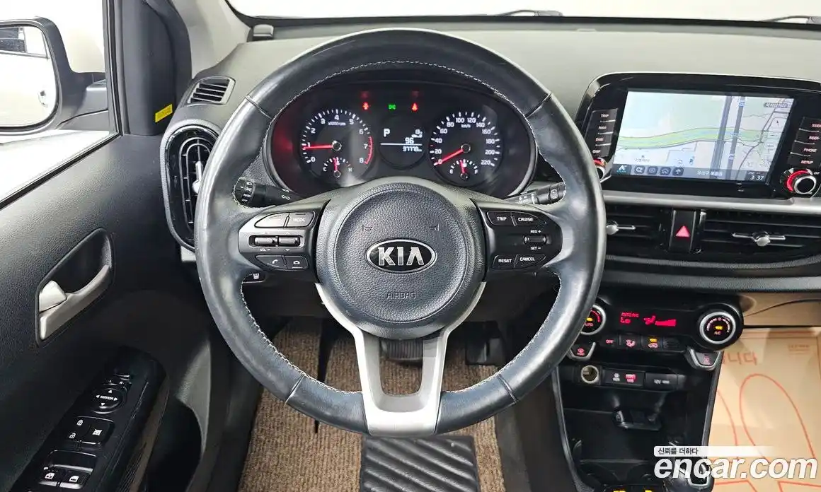 Kia Morning 2017 1.0 Автомат в Москве № 613970, фото 14