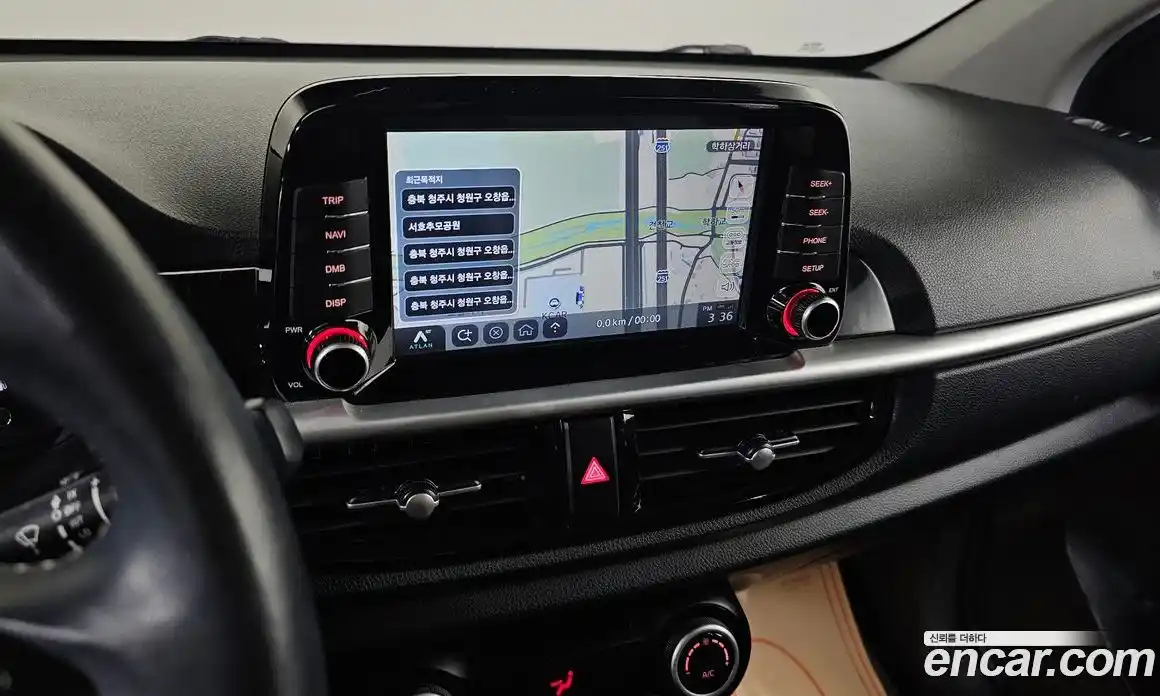 Kia Morning 2017 1.0 Автомат в Москве № 613970, фото 17