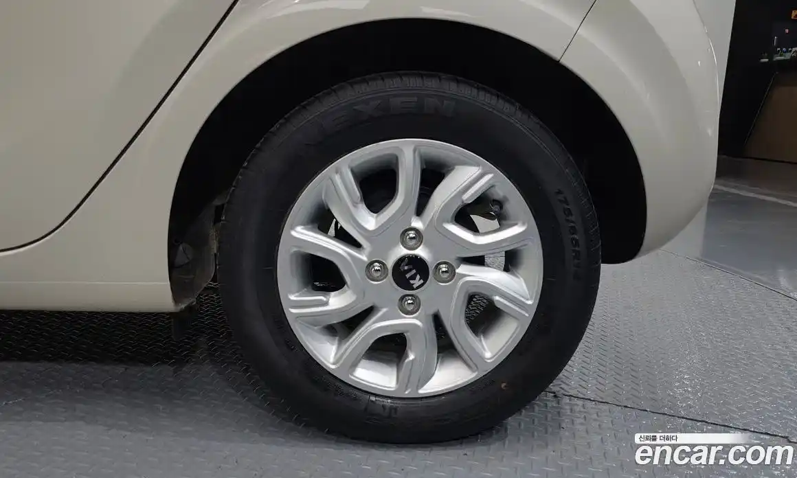 Kia Morning 2017 1.0 Автомат в Москве № 613970, фото 5