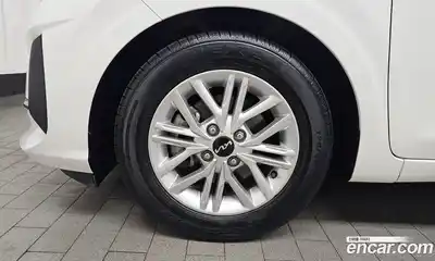 Kia Morning 2022 1.0 Автомат в Москве № 614047, миниатюра 5