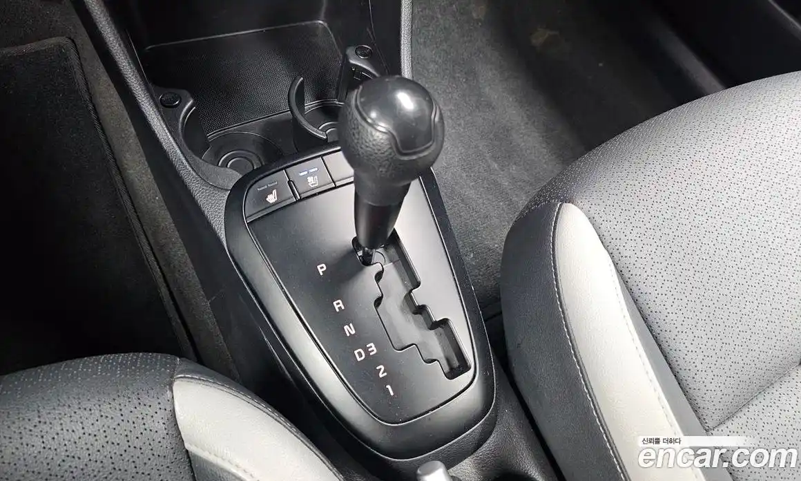 Kia Morning 2022 1.0 Автомат в Москве № 614047, фото 9