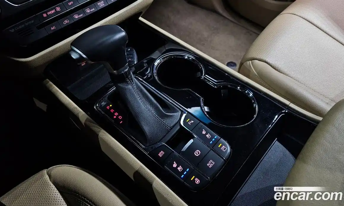 Kia Canival 2020 3.3 Автомат в Москве № 614051, фото 9