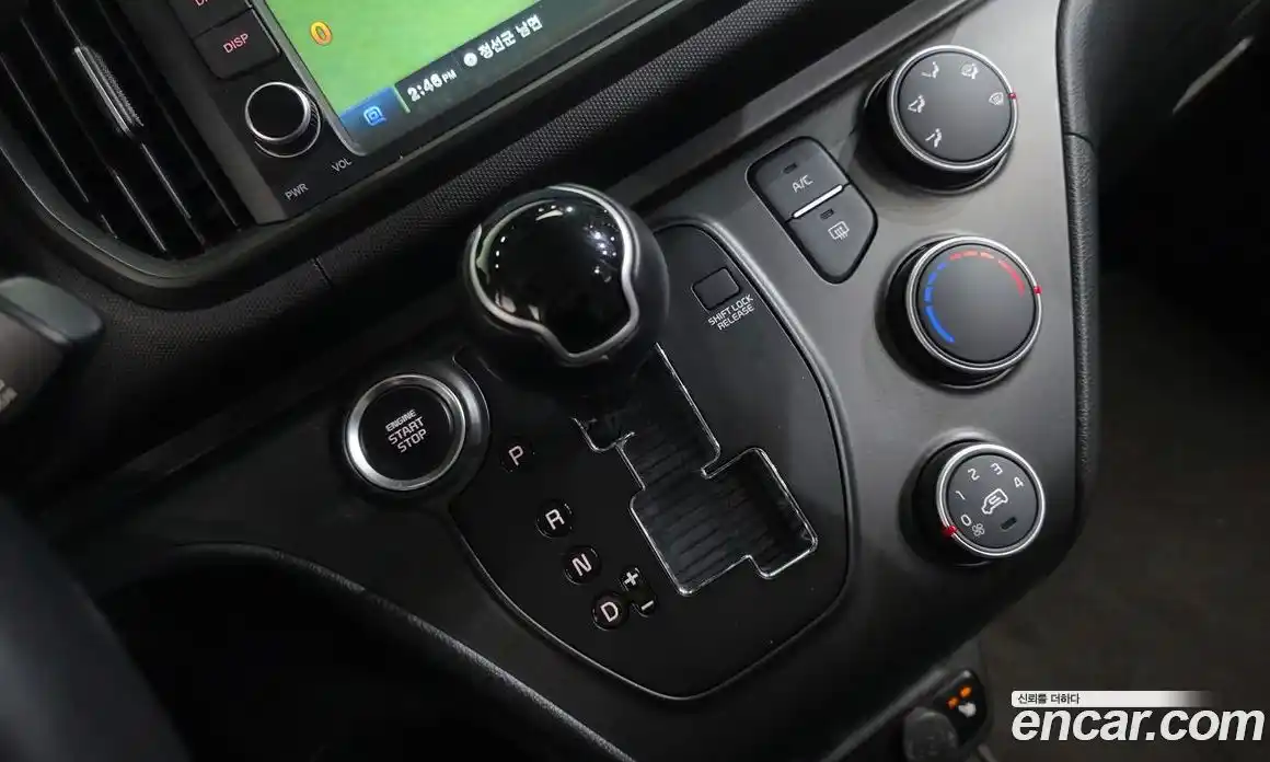 Kia Ray 2023 1.0 Автомат в Москве № 614070, фото 9