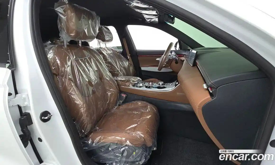 Genesis GV70 2026 2.5 Автомат в Москве № 614413, фото 11