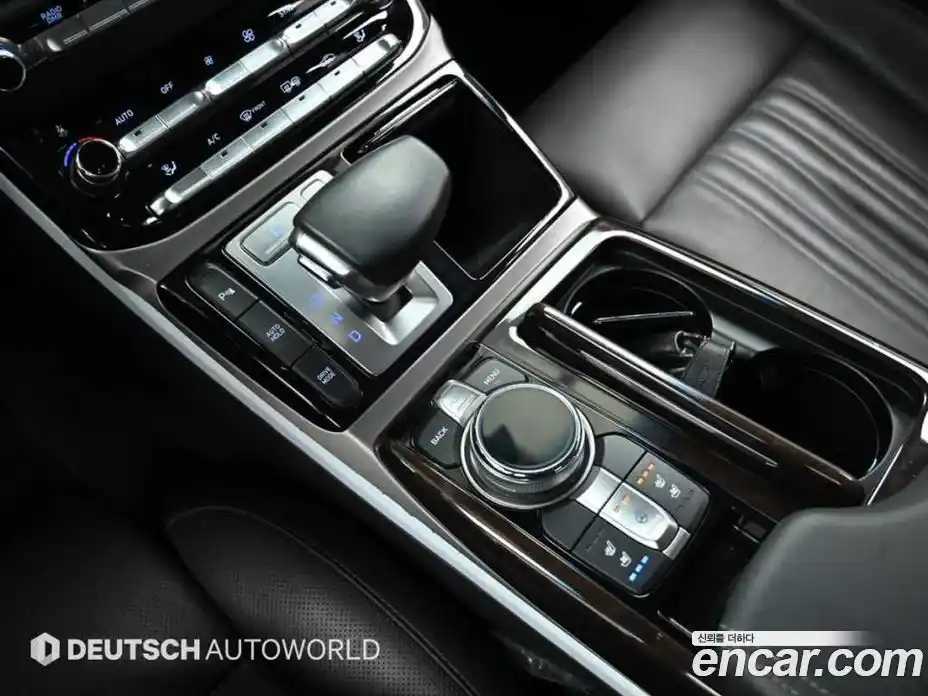 Genesis EQ900 2016 3.8 Автомат в Москве № 614525, фото 9